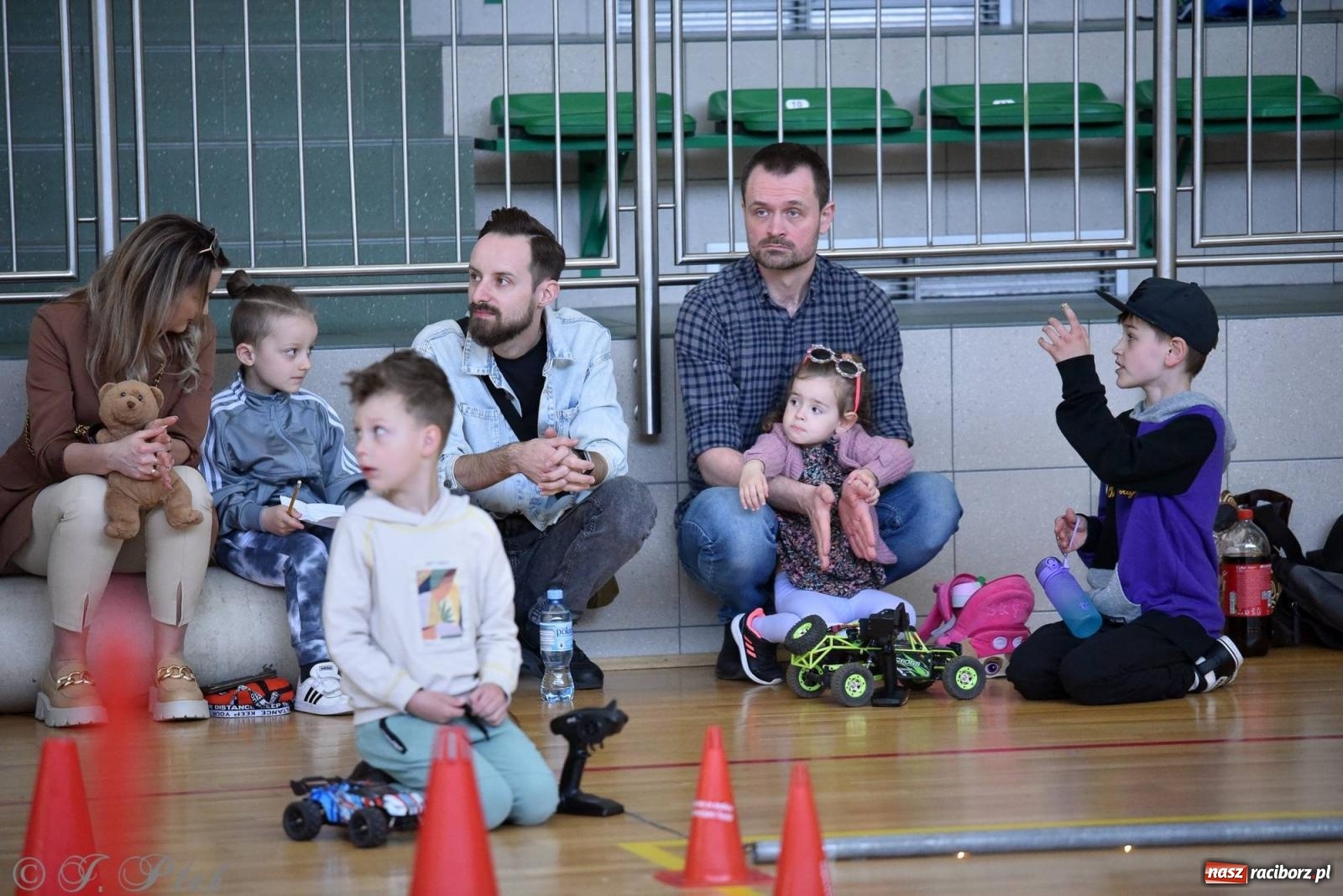 Zdjęcie w galerii na portalu naszraciborz.pl: Raciborski Turniej Aut Zdalnie Sterowanych [FOTO i WYNIKI] wiadomości z regionu