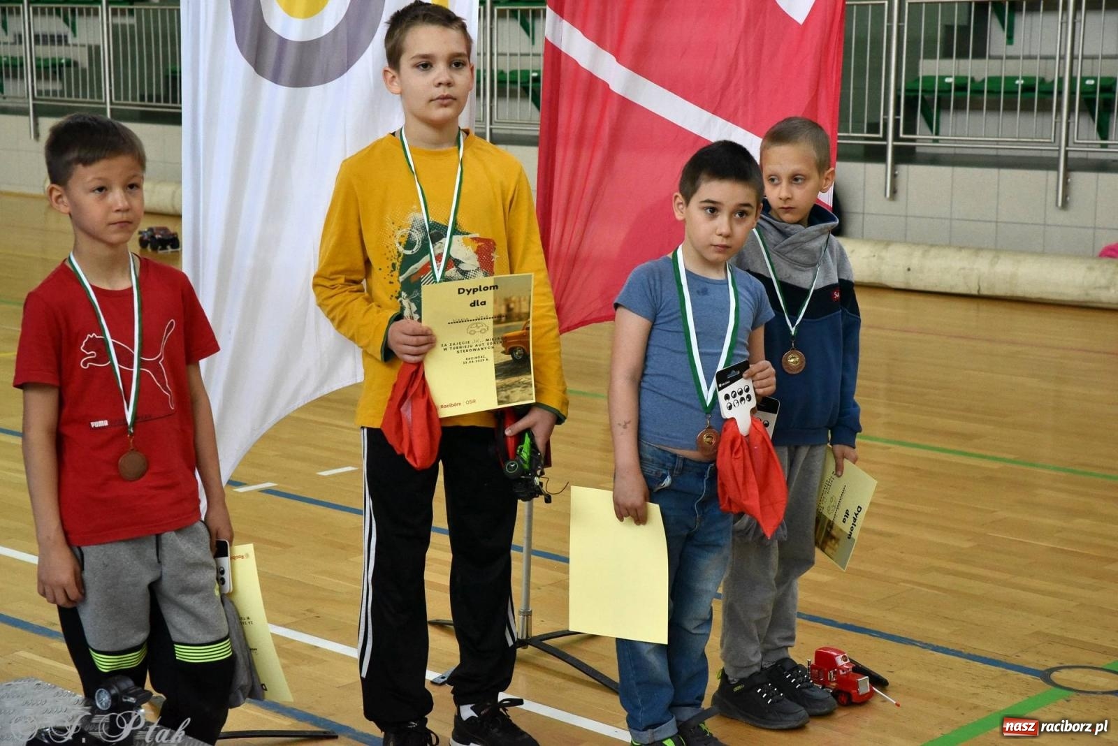 Zdjęcie w galerii na portalu naszraciborz.pl: Raciborski Turniej Aut Zdalnie Sterowanych [FOTO i WYNIKI] wiadomości z regionu