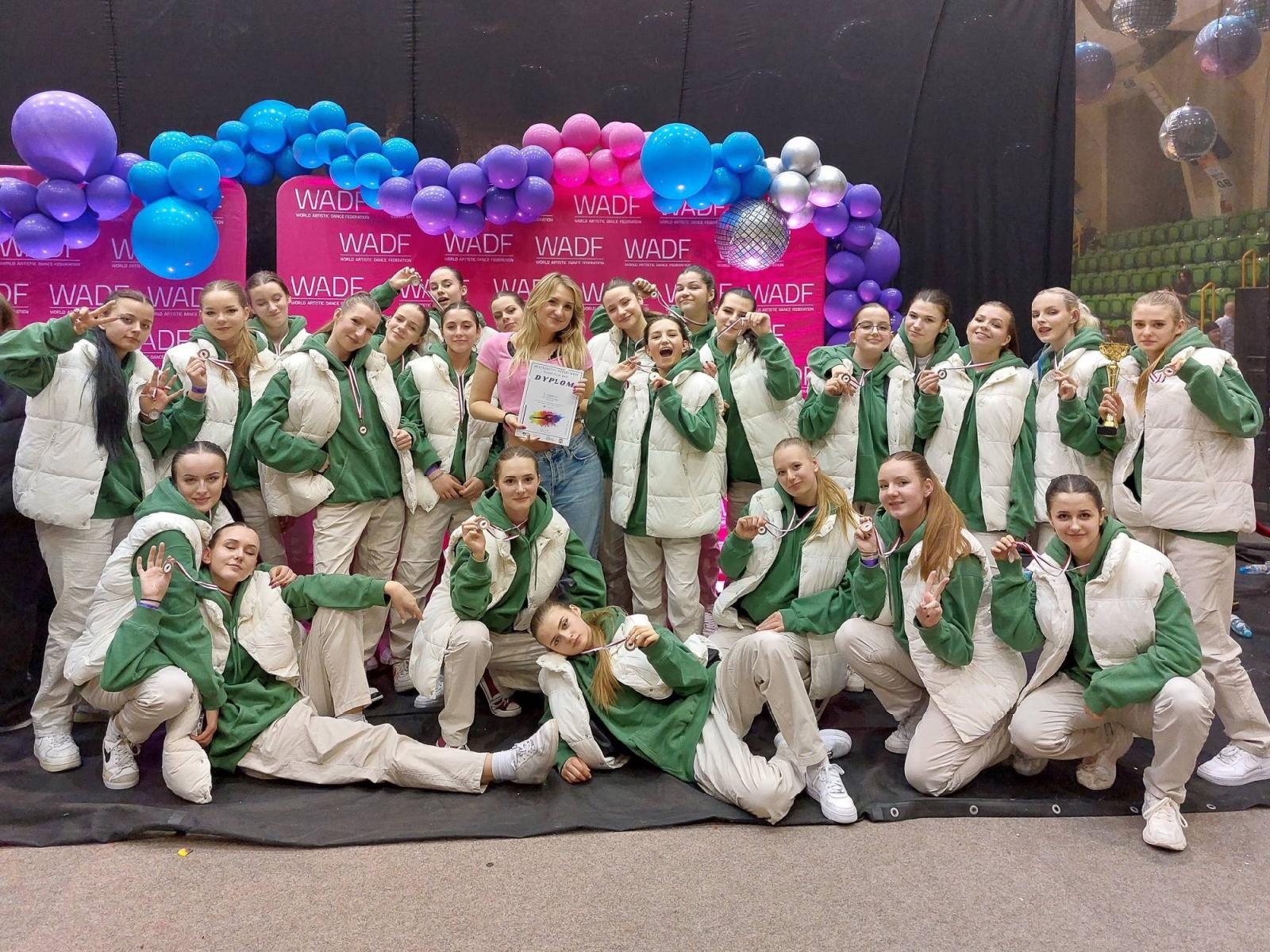 Zdjęcie w galerii na portalu naszraciborz.pl: Mistrzostwa Polski WADF 2023 w Inowrocławiu. Seniorki z grupy Street Dance na podium wiadomości z regionu