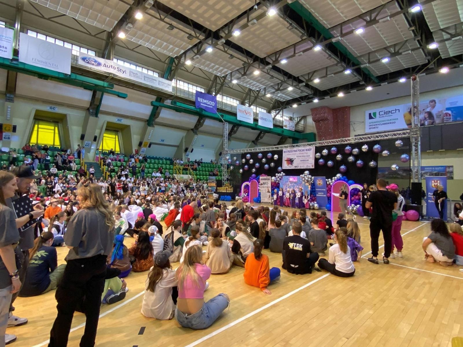 Zdjęcie w galerii na portalu naszraciborz.pl: Mistrzostwa Polski WADF 2023 w Inowrocławiu. Seniorki z grupy Street Dance na podium wiadomości z regionu