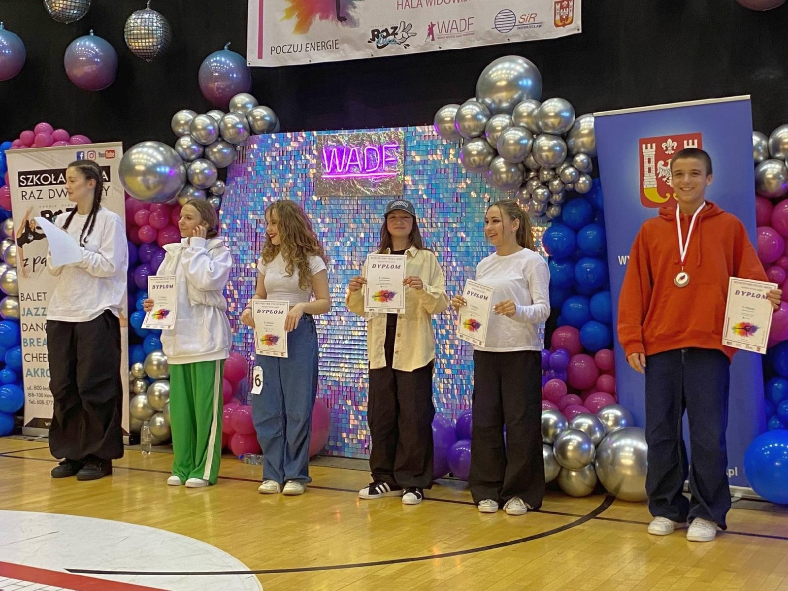 Zdjęcie w galerii na portalu naszraciborz.pl: Mistrzostwa Polski WADF 2023 w Inowrocławiu. Seniorki z grupy Street Dance na podium wiadomości z regionu