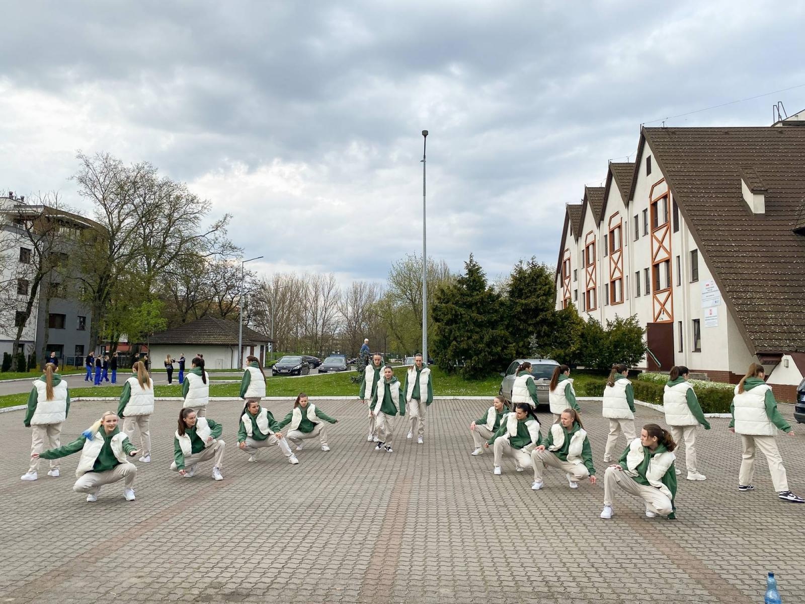 Zdjęcie w galerii na portalu naszraciborz.pl: Mistrzostwa Polski WADF 2023 w Inowrocławiu. Seniorki z grupy Street Dance na podium wiadomości z regionu