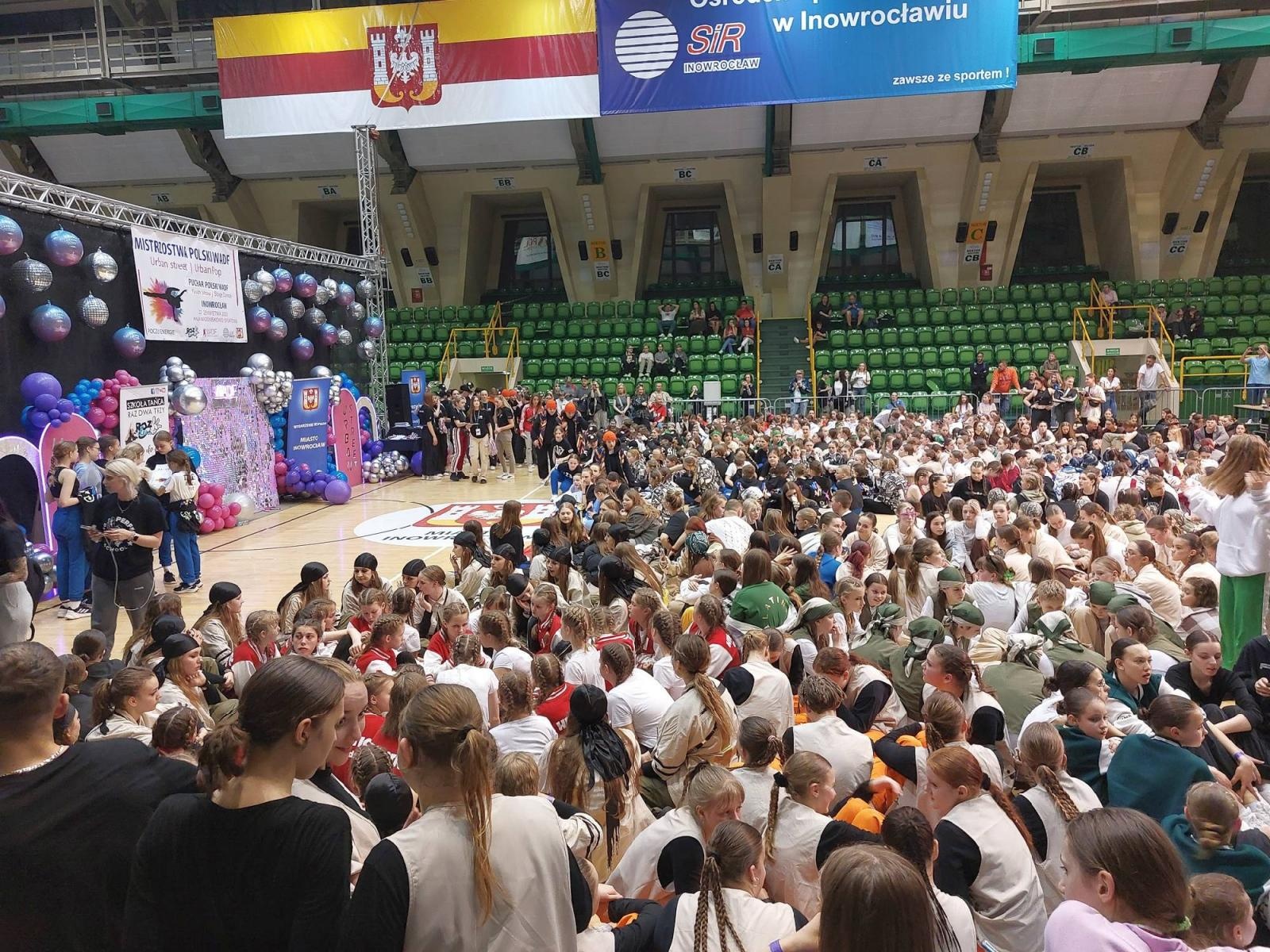 Zdjęcie w galerii na portalu naszraciborz.pl: Mistrzostwa Polski WADF 2023 w Inowrocławiu. Seniorki z grupy Street Dance na podium wiadomości z regionu
