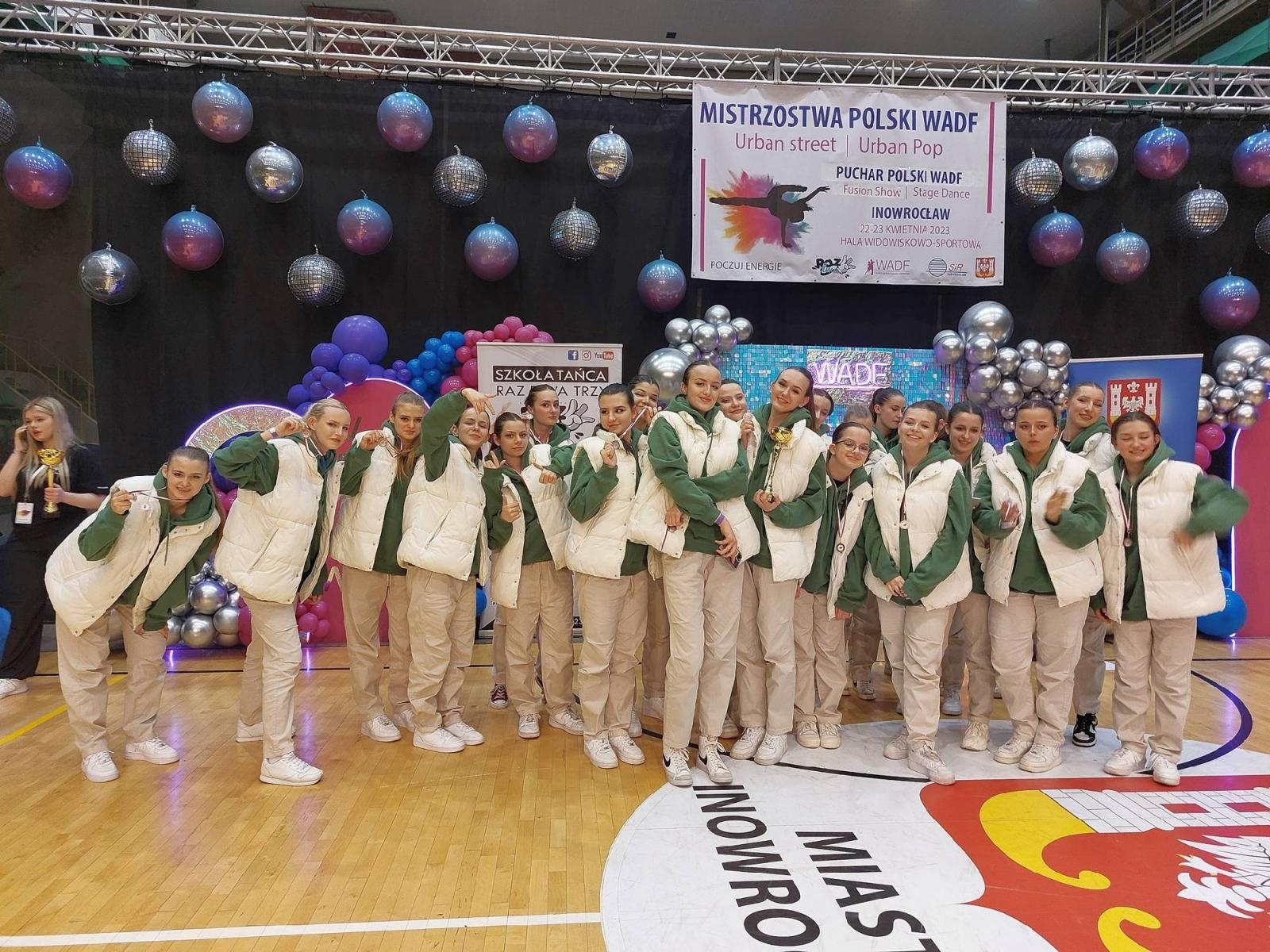 Zdjęcie w galerii na portalu naszraciborz.pl: Mistrzostwa Polski WADF 2023 w Inowrocławiu. Seniorki z grupy Street Dance na podium wiadomości z regionu