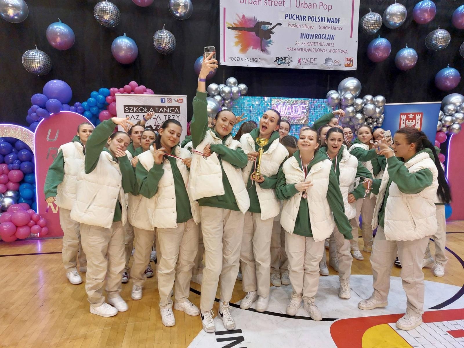 Zdjęcie w galerii na portalu naszraciborz.pl: Mistrzostwa Polski WADF 2023 w Inowrocławiu. Seniorki z grupy Street Dance na podium wiadomości z regionu