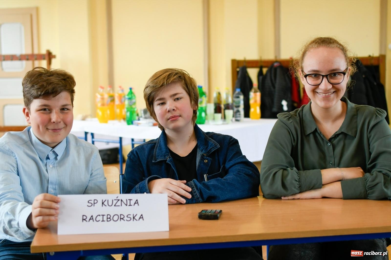 Zdjęcie w galerii na portalu naszraciborz.pl: Ekipa z Pietrowic Wielkich najlepsza w powiatowym konkursie wiedzy ekonomicznej wiadomości z regionu