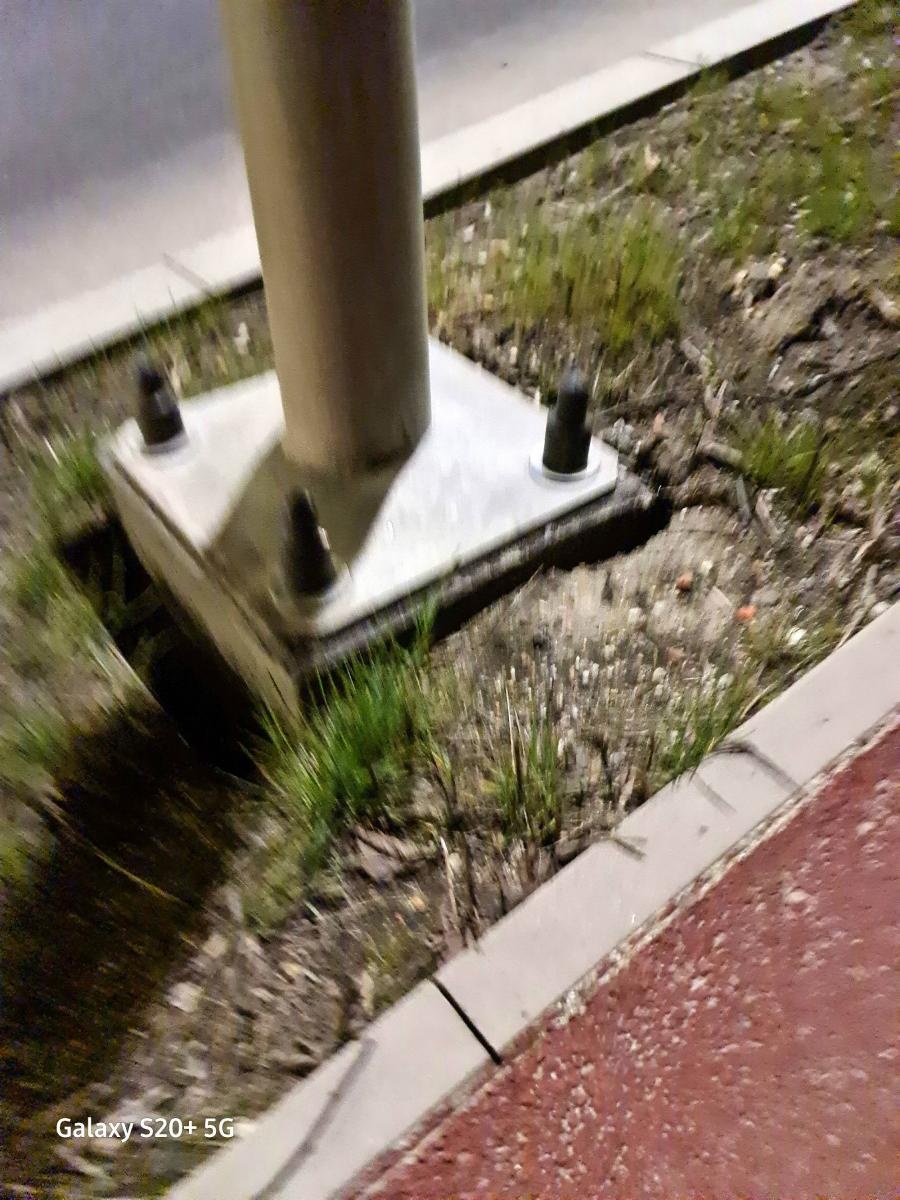 Zdjęcie w galerii na portalu naszraciborz.pl: Czytelniczka się nie myliła. ZDW interweniuje wiadomości z regionu