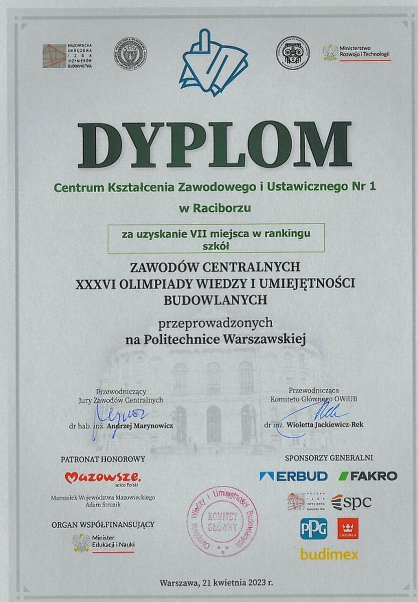 Zdjęcie w galerii na portalu naszraciborz.pl: Tomasz Wiatrowicz i Angelika Ryszka z CKZiU nr 1 w Raciborzu zostali laureatami OWiUB wiadomości z regionu
