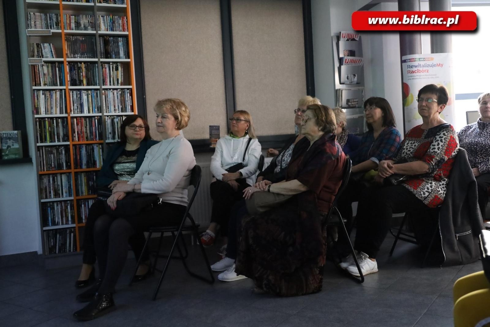Zdjęcie w galerii na portalu naszraciborz.pl: O pielęgnacji domowej w bibliotece na Ostrogu wiadomości z regionu
