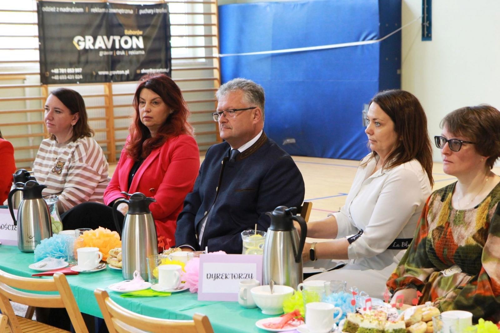 Zdjęcie w galerii na portalu naszraciborz.pl: Tańczę, więc... jestem! I Powiatowy Festiwal Tańczące Przedszkolaki w Zabełkowie wiadomości z regionu