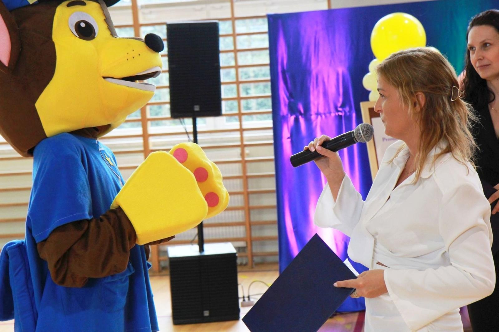 Zdjęcie w galerii na portalu naszraciborz.pl: Tańczę, więc... jestem! I Powiatowy Festiwal Tańczące Przedszkolaki w Zabełkowie wiadomości z regionu