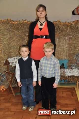 Zdjęcie w galerii na portalu naszraciborz.pl: W Wojnowicach kolędowo wiadomości z regionu