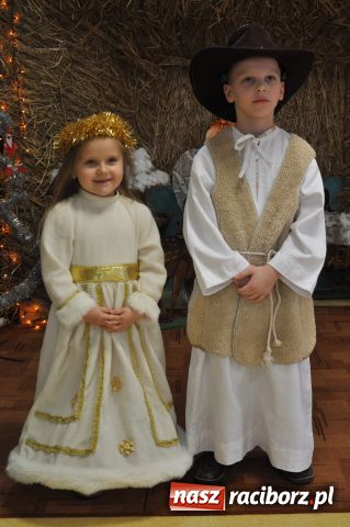 Zdjęcie w galerii na portalu naszraciborz.pl: W Wojnowicach kolędowo wiadomości z regionu