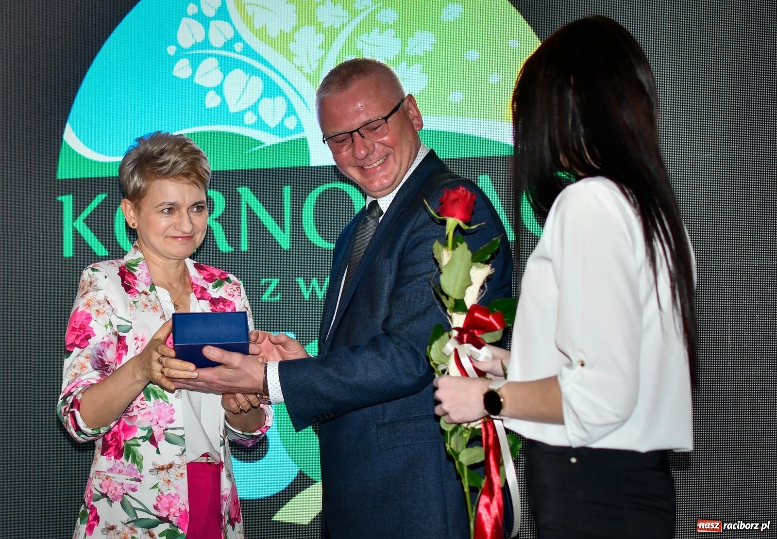 Zdjęcie w galerii na portalu naszraciborz.pl: Bankiet, partnerstwo i honorowe obywatelstwo. Perłowe gody gminy Kornowac FOTO i WIDEO wiadomości z regionu