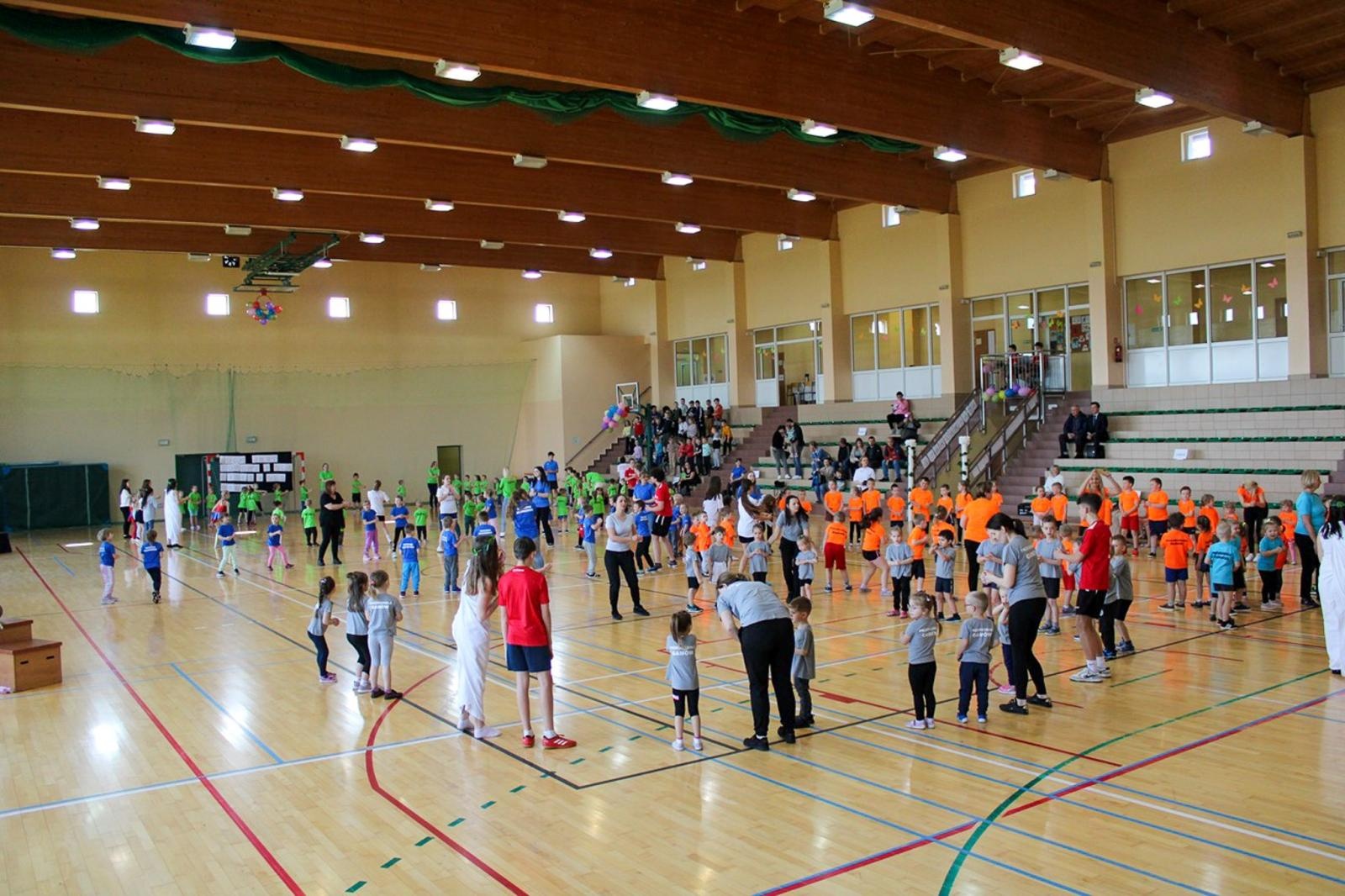 Zdjęcie w galerii na portalu naszraciborz.pl: Dziesiąta jubileuszowa rudnicka spartakiada sportowa wiadomości z regionu
