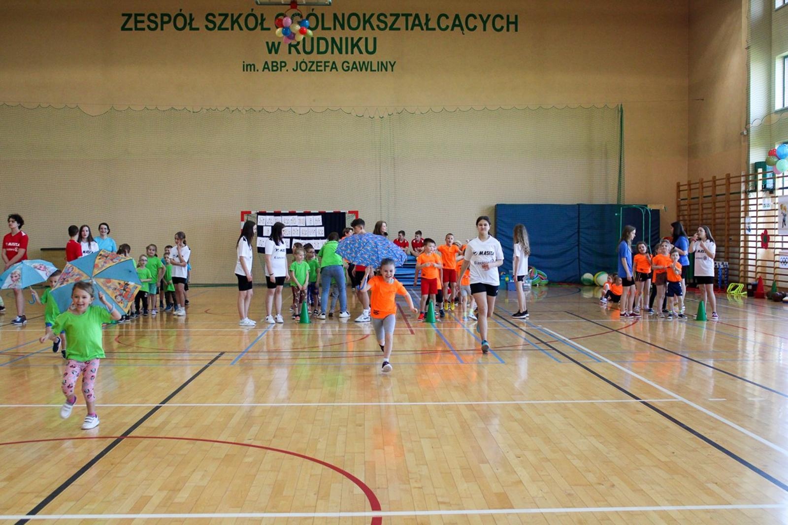 Zdjęcie w galerii na portalu naszraciborz.pl: Dziesiąta jubileuszowa rudnicka spartakiada sportowa wiadomości z regionu