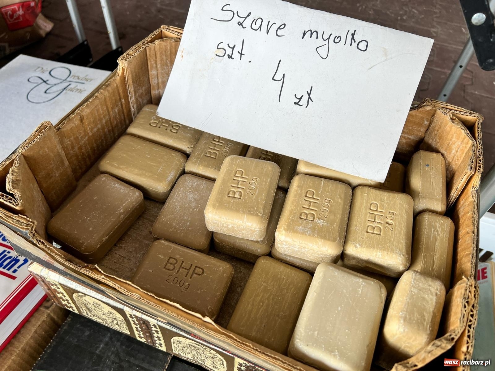 Zdjęcie w galerii na portalu naszraciborz.pl: Ciekawostki z targu staroci w Pietrowicach Wielkich wiadomości z regionu