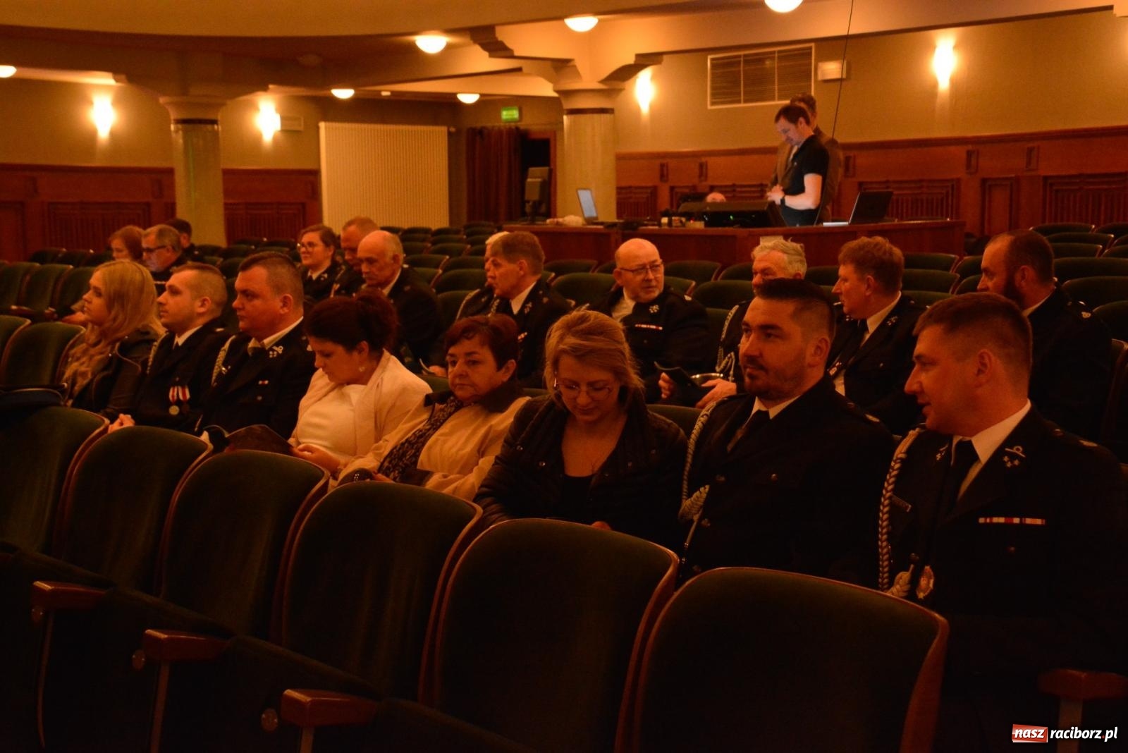 Zdjęcie w galerii na portalu naszraciborz.pl: Przed wspomnieniem św. Floriana leśnicy podziękowali strażakom [FOTO i WIDEO] wiadomości z regionu