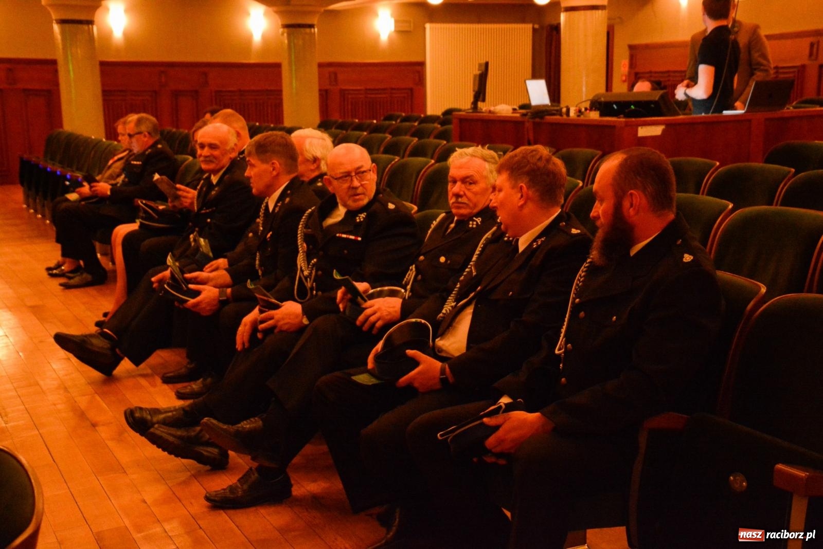 Zdjęcie w galerii na portalu naszraciborz.pl: Przed wspomnieniem św. Floriana leśnicy podziękowali strażakom [FOTO i WIDEO] wiadomości z regionu