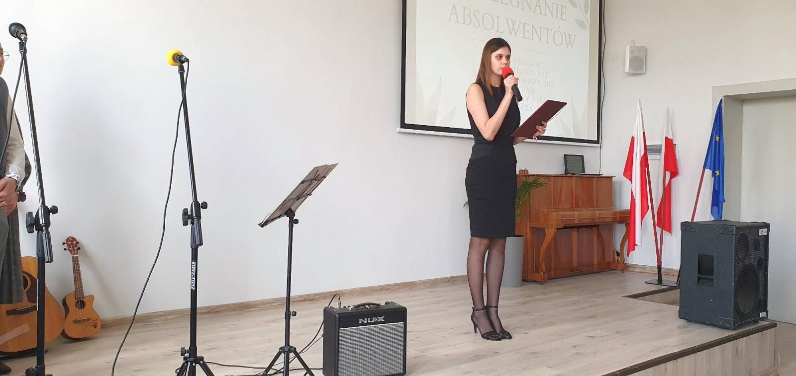 Zdjęcie w galerii na portalu naszraciborz.pl: Budowlanka i Gastronomik pożegnały absolwentów [FOTO] wiadomości z regionu