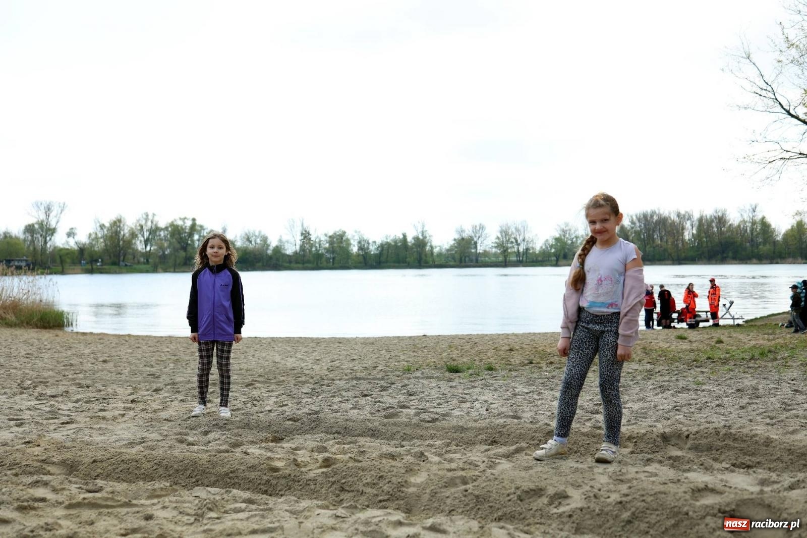 Zdjęcie w galerii na portalu naszraciborz.pl: Petrol Beach w Bukowie. Dwudniowe święto dla fanów motoryzacji [FOTO] wiadomości z regionu