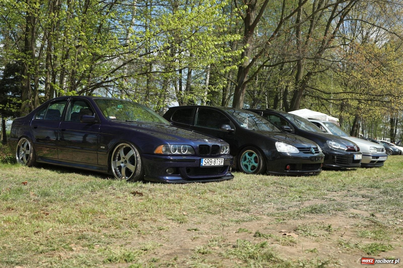 Zdjęcie w galerii na portalu naszraciborz.pl: Petrol Beach w Bukowie. Dwudniowe święto dla fanów motoryzacji [FOTO] wiadomości z regionu