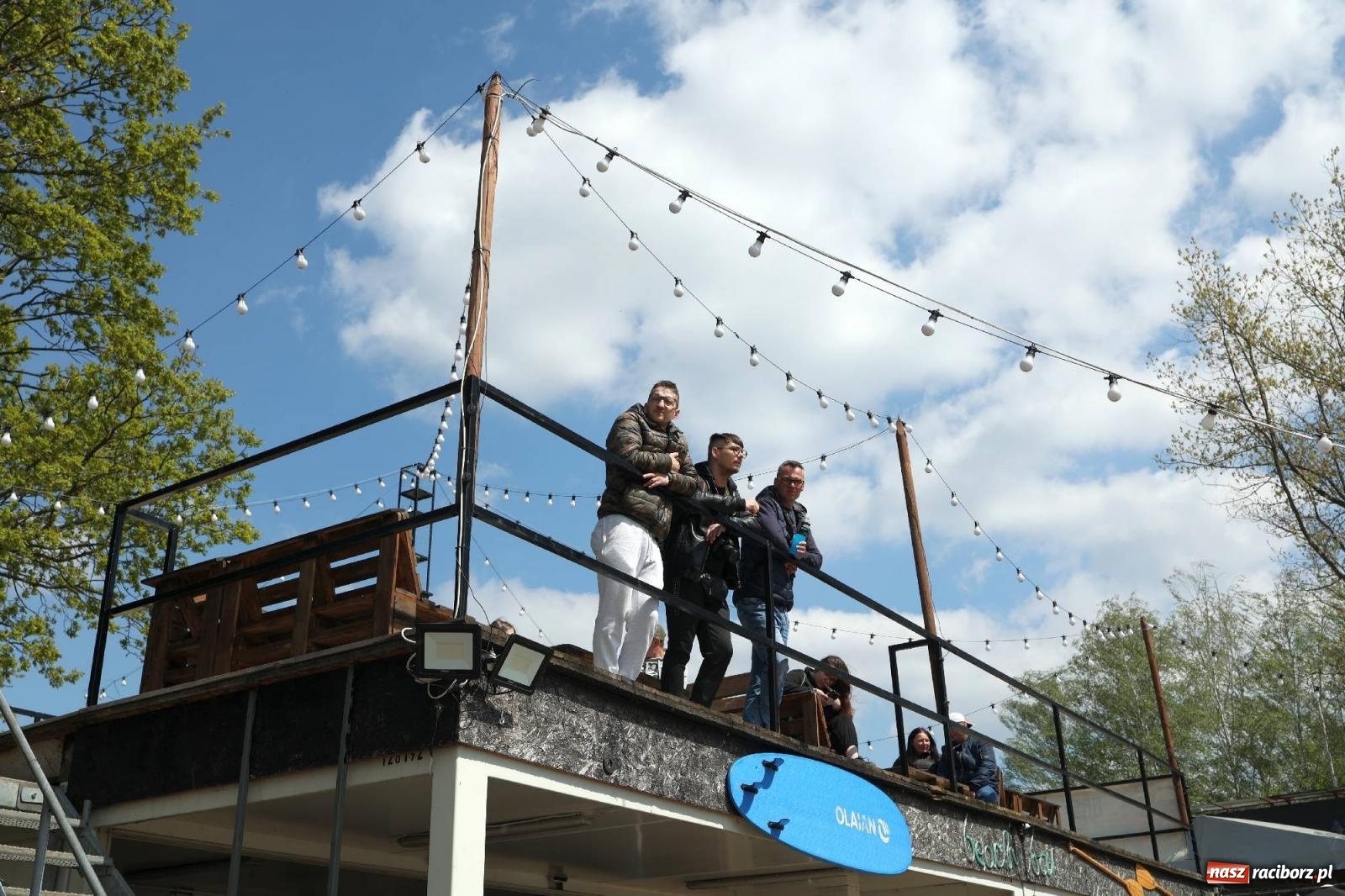 Zdjęcie w galerii na portalu naszraciborz.pl: Petrol Beach w Bukowie. Dwudniowe święto dla fanów motoryzacji [FOTO] wiadomości z regionu