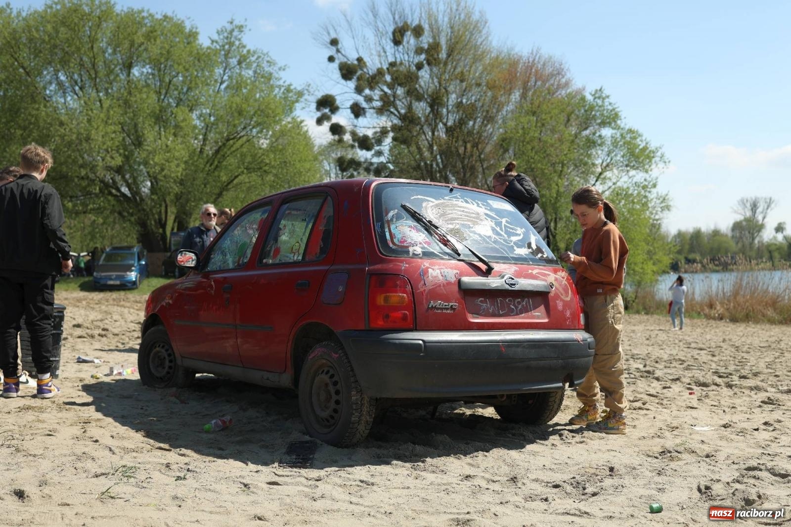 Zdjęcie w galerii na portalu naszraciborz.pl: Petrol Beach w Bukowie. Dwudniowe święto dla fanów motoryzacji [FOTO] wiadomości z regionu