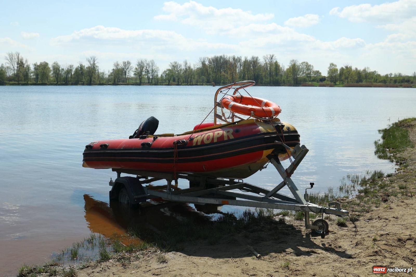 Zdjęcie w galerii na portalu naszraciborz.pl: Petrol Beach w Bukowie. Dwudniowe święto dla fanów motoryzacji [FOTO] wiadomości z regionu