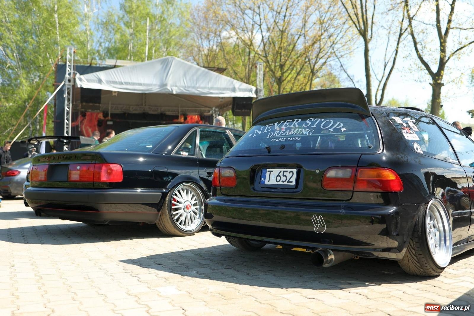 Zdjęcie w galerii na portalu naszraciborz.pl: Petrol Beach w Bukowie. Dwudniowe święto dla fanów motoryzacji [FOTO] wiadomości z regionu