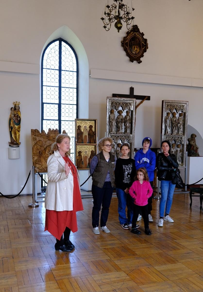 Zdjęcie w galerii na portalu naszraciborz.pl: Rodzinne warsztaty witrażowe w Muzeum wiadomości z regionu