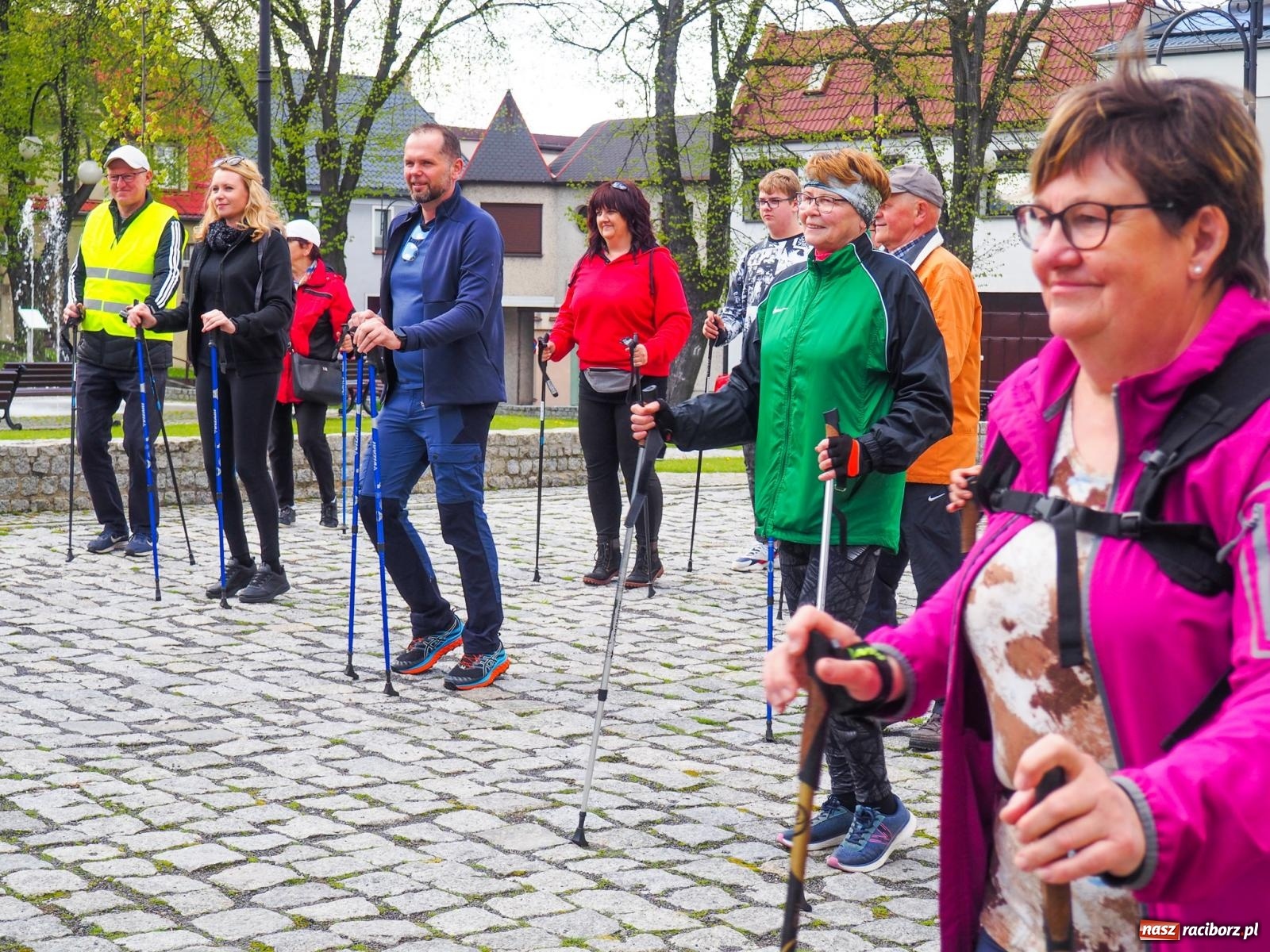 Zdjęcie w galerii na portalu naszraciborz.pl: Z kijkami, humorem i strażakami. Majówka w Krzanowicach [FOTO i WIDEO] wiadomości z regionu