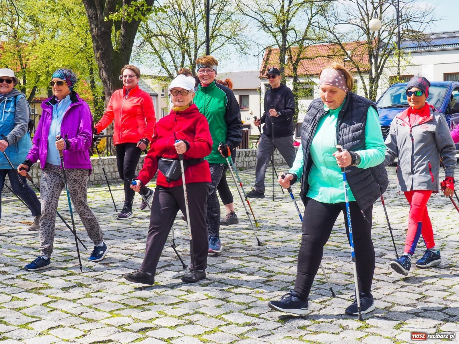 Zdjęcie w galerii na portalu naszraciborz.pl: Z kijkami, humorem i strażakami. Majówka w Krzanowicach [FOTO i WIDEO] wiadomości z regionu