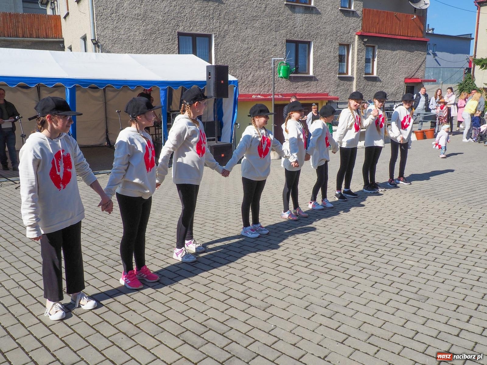 Zdjęcie w galerii na portalu naszraciborz.pl: Z kijkami, humorem i strażakami. Majówka w Krzanowicach [FOTO i WIDEO] wiadomości z regionu