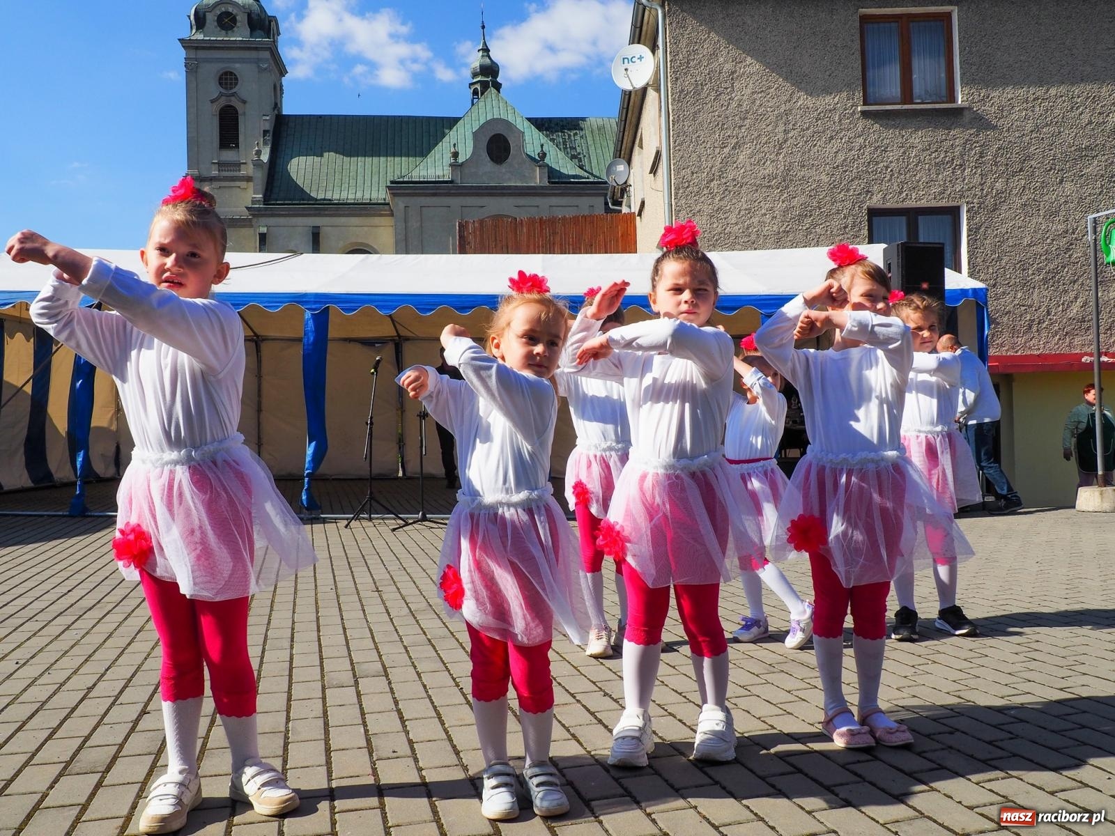 Zdjęcie w galerii na portalu naszraciborz.pl: Z kijkami, humorem i strażakami. Majówka w Krzanowicach [FOTO i WIDEO] wiadomości z regionu