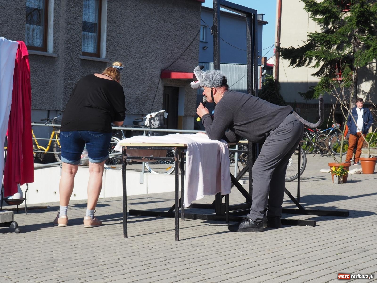 Zdjęcie w galerii na portalu naszraciborz.pl: Z kijkami, humorem i strażakami. Majówka w Krzanowicach [FOTO i WIDEO] wiadomości z regionu