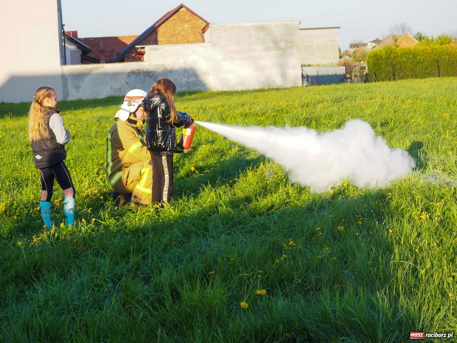 Zdjęcie w galerii na portalu naszraciborz.pl: Z kijkami, humorem i strażakami. Majówka w Krzanowicach [FOTO i WIDEO] wiadomości z regionu