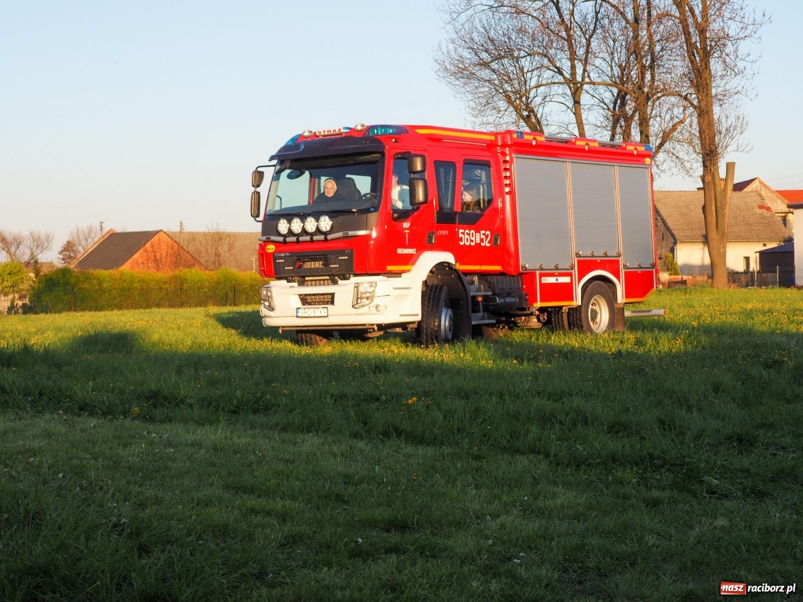 Zdjęcie w galerii na portalu naszraciborz.pl: Z kijkami, humorem i strażakami. Majówka w Krzanowicach [FOTO i WIDEO] wiadomości z regionu