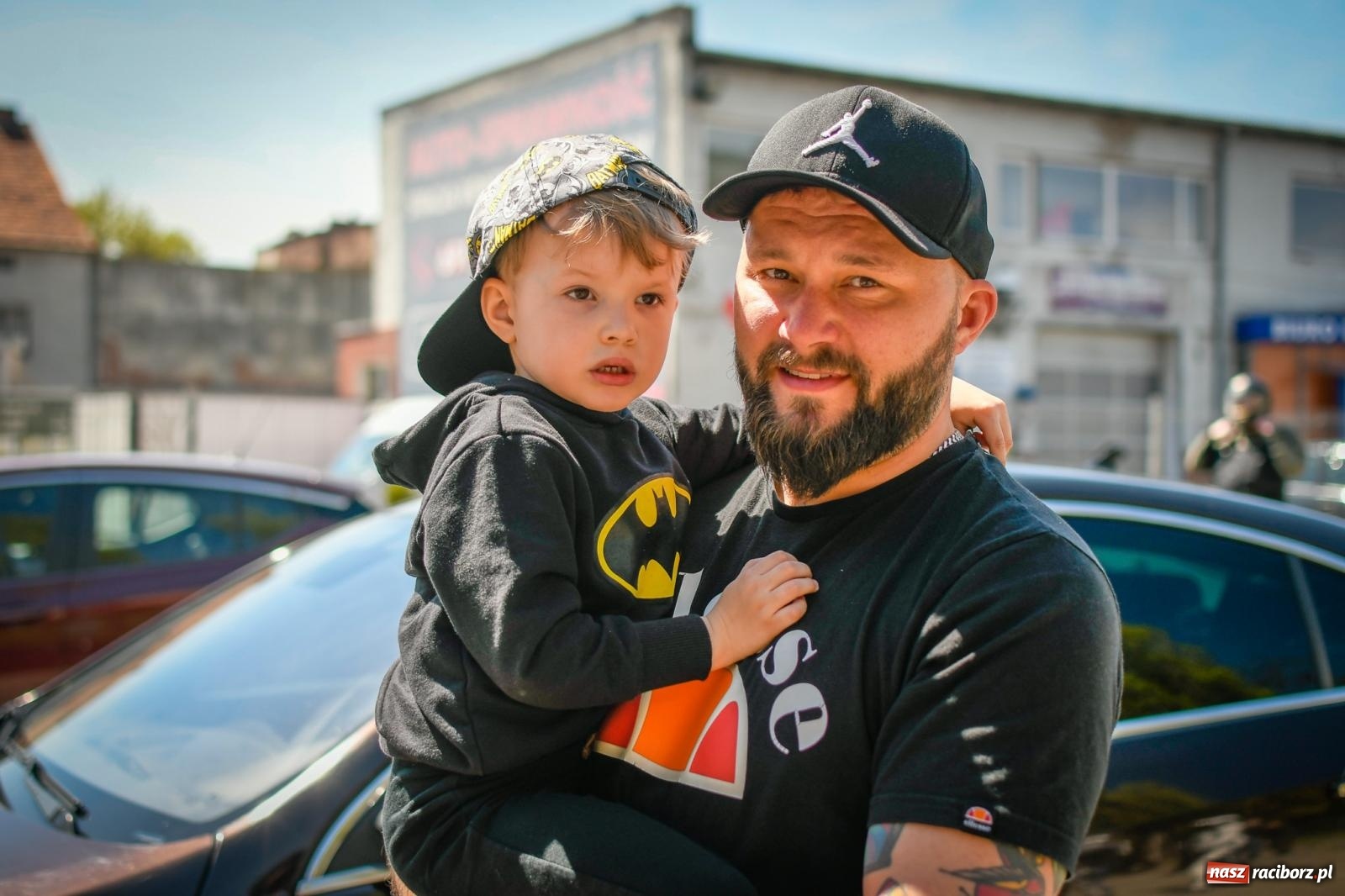 Zdjęcie w galerii na portalu naszraciborz.pl: Setki motorów zawarczało w Raciborzu. Sezon motocyklowy oficjalnie rozpoczęty [FOTO i WIDEO] wiadomości z regionu