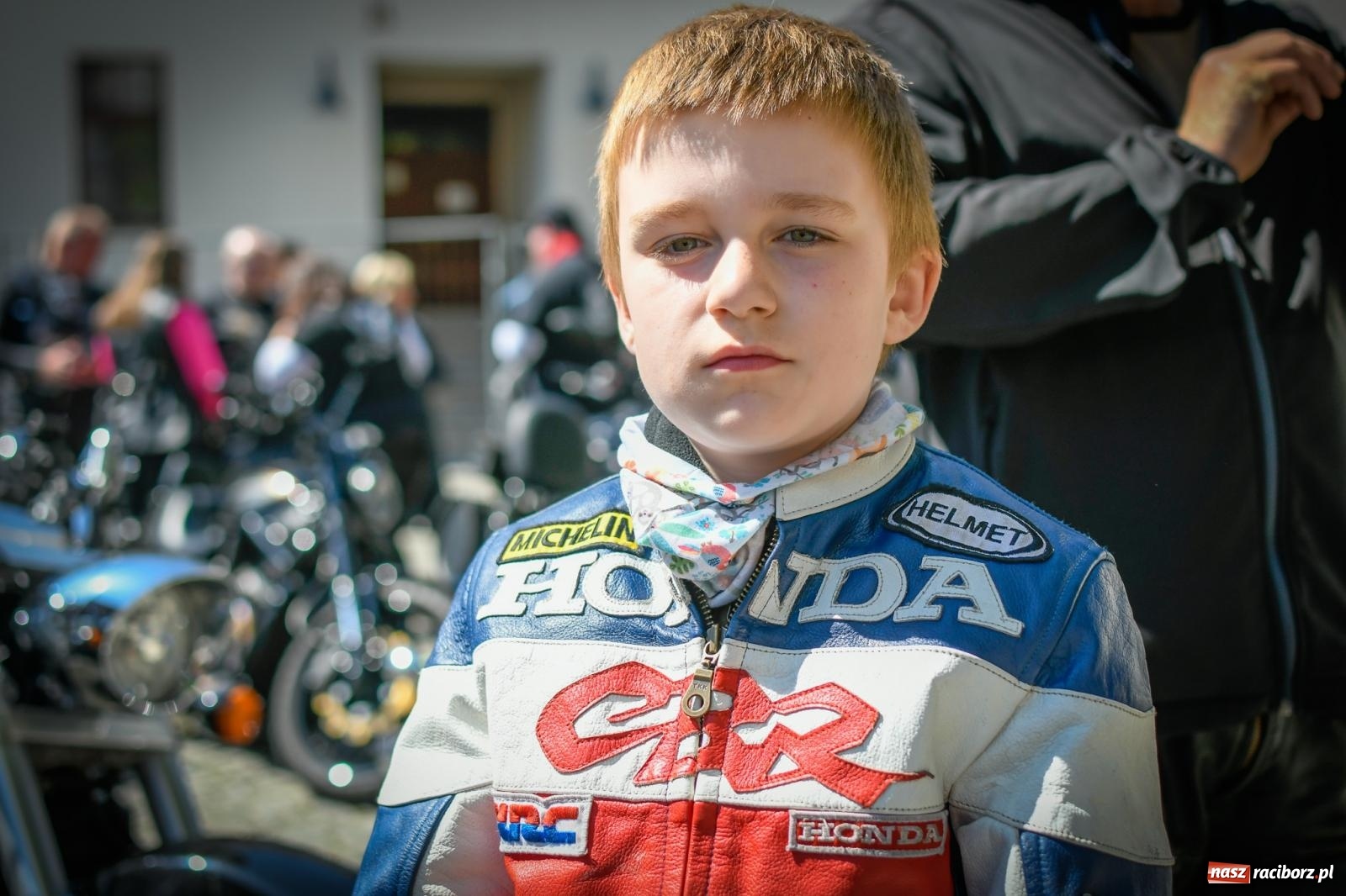Zdjęcie w galerii na portalu naszraciborz.pl: Setki motorów zawarczało w Raciborzu. Sezon motocyklowy oficjalnie rozpoczęty [FOTO i WIDEO] wiadomości z regionu