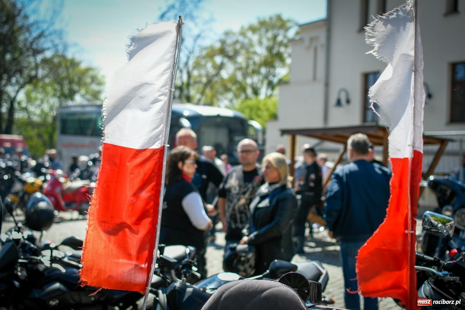 Zdjęcie w galerii na portalu naszraciborz.pl: Setki motorów zawarczało w Raciborzu. Sezon motocyklowy oficjalnie rozpoczęty [FOTO i WIDEO] wiadomości z regionu