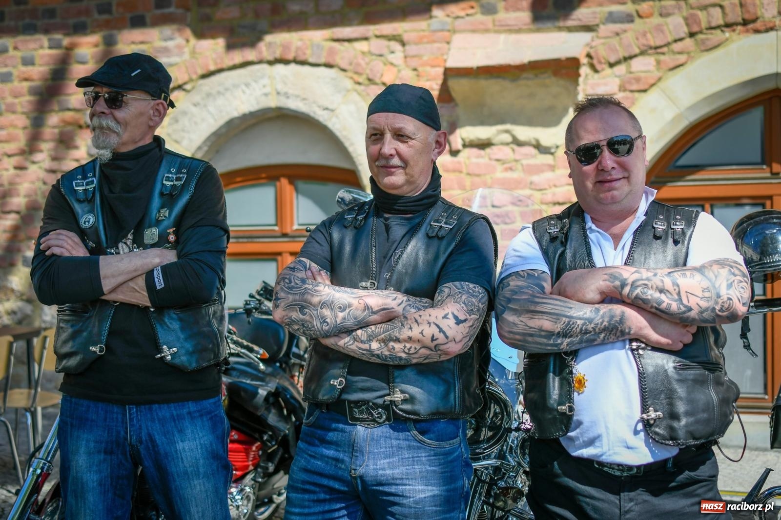 Zdjęcie w galerii na portalu naszraciborz.pl: Setki motorów zawarczało w Raciborzu. Sezon motocyklowy oficjalnie rozpoczęty [FOTO i WIDEO] wiadomości z regionu