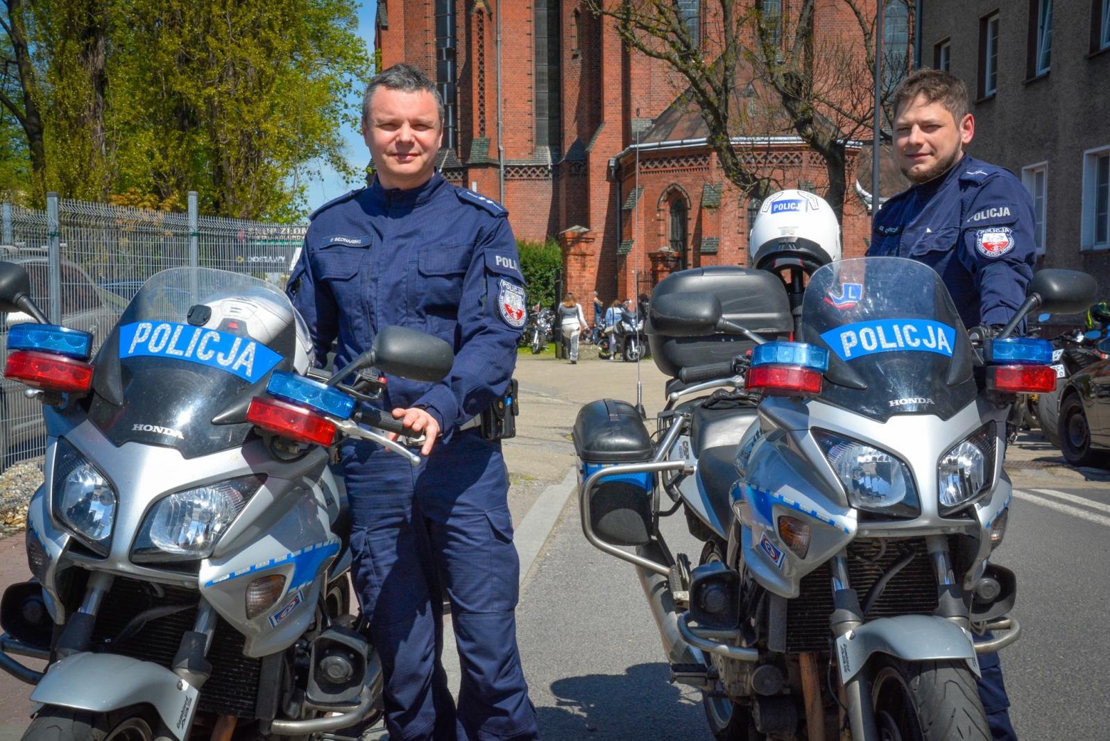 Zdjęcie w galerii na portalu naszraciborz.pl: Raciborska drogówka dostała hondy wiadomości z regionu