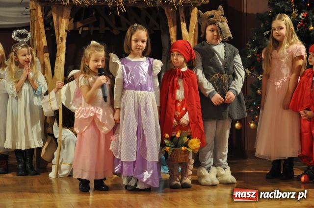 Zdjęcie w galerii na portalu naszraciborz.pl: W Tworkowie czar świąt nie minął... wiadomości z regionu