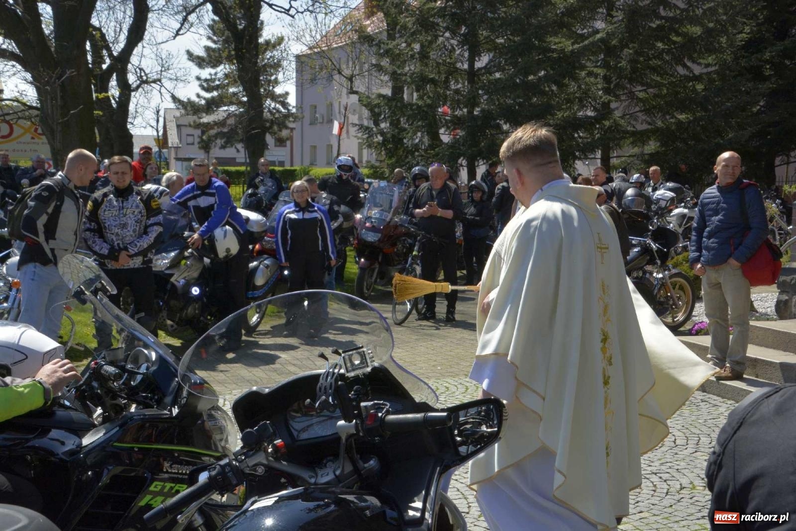 Zdjęcie w galerii na portalu naszraciborz.pl: Raciborska inauguracja sezonu motocyklowego wiadomości z regionu