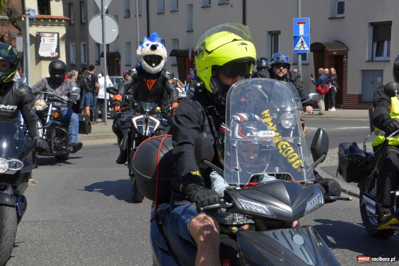 Zdjęcie w galerii na portalu naszraciborz.pl: Raciborska inauguracja sezonu motocyklowego wiadomości z regionu