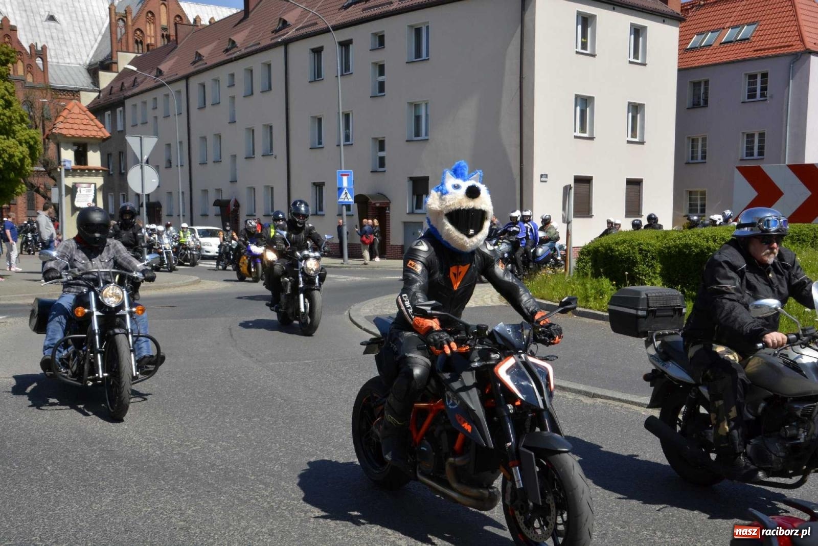 Zdjęcie w galerii na portalu naszraciborz.pl: Raciborska inauguracja sezonu motocyklowego wiadomości z regionu