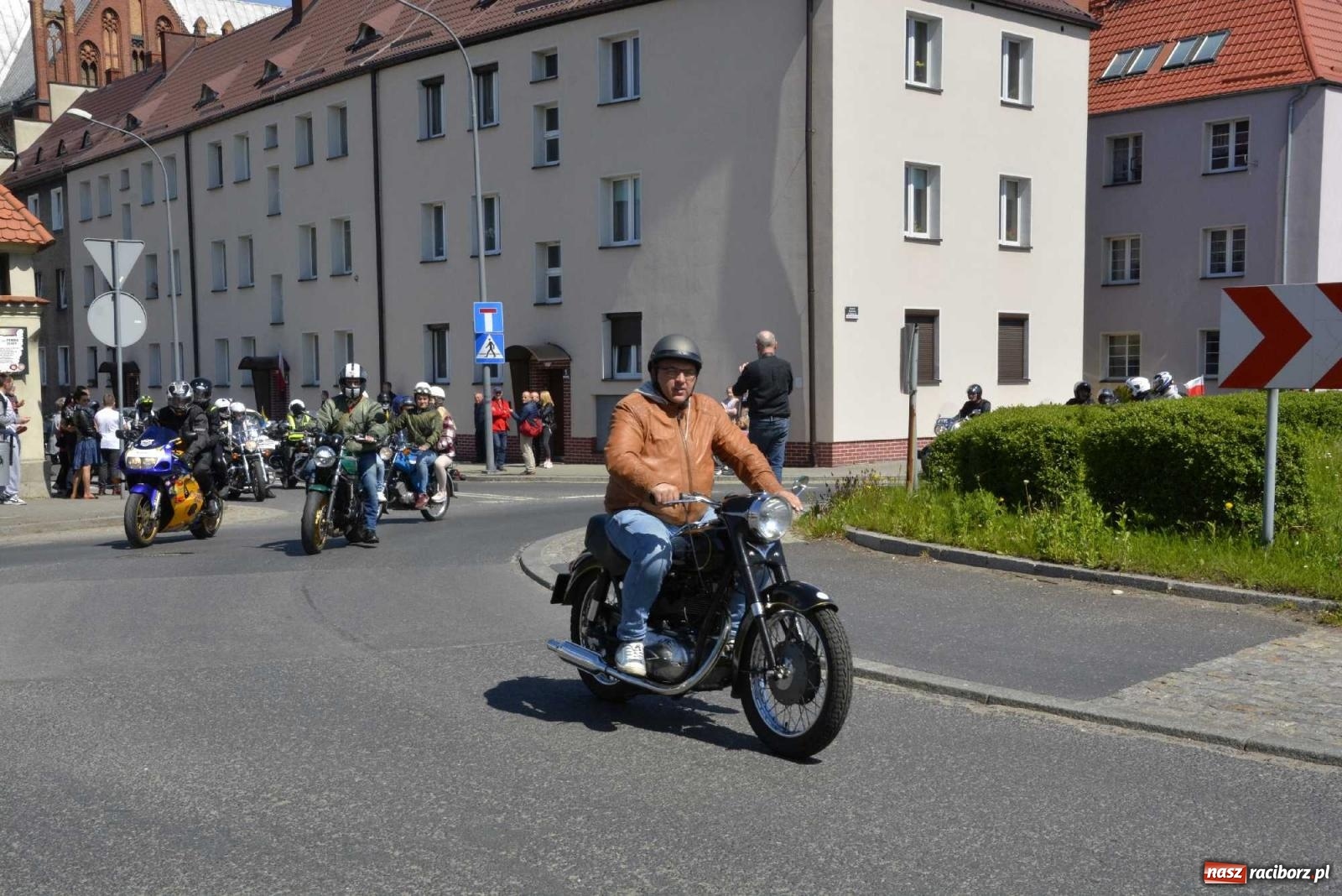 Zdjęcie w galerii na portalu naszraciborz.pl: Raciborska inauguracja sezonu motocyklowego wiadomości z regionu