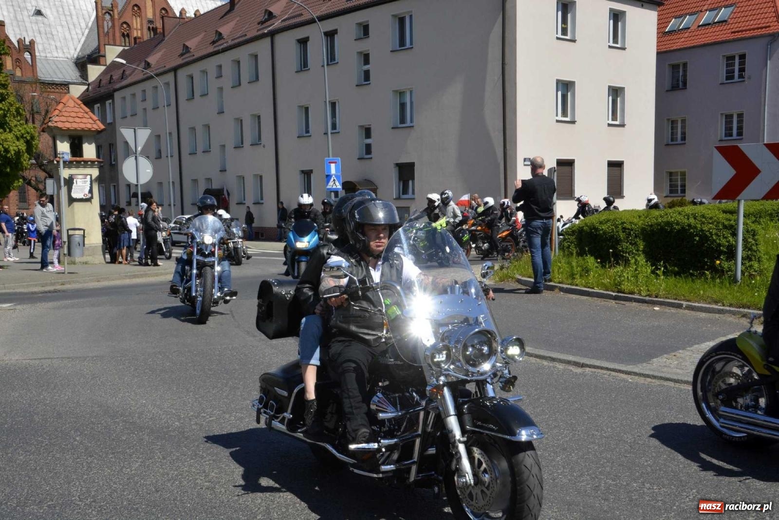 Zdjęcie w galerii na portalu naszraciborz.pl: Raciborska inauguracja sezonu motocyklowego wiadomości z regionu