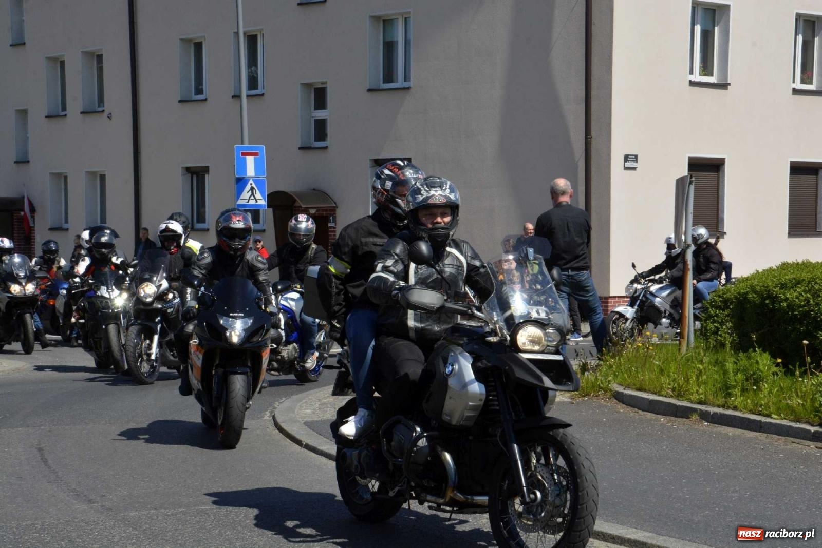 Zdjęcie w galerii na portalu naszraciborz.pl: Raciborska inauguracja sezonu motocyklowego wiadomości z regionu
